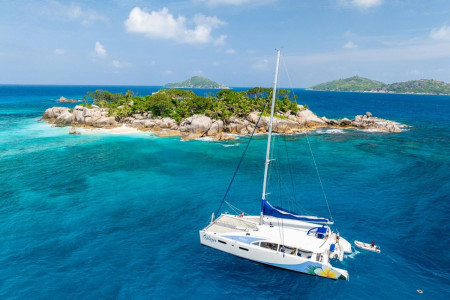 Coco, Sister and Felicite Islands Snorkelling Adventure - from La Digue