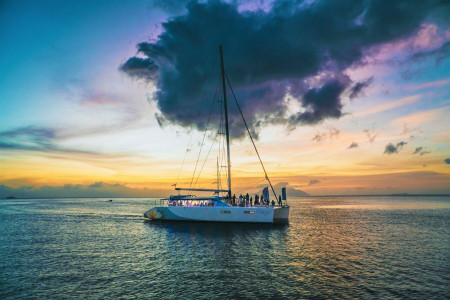 Baie Ternay Marine Park Sunset Catamaran Cruise