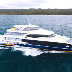 1. Ferry to Praslin