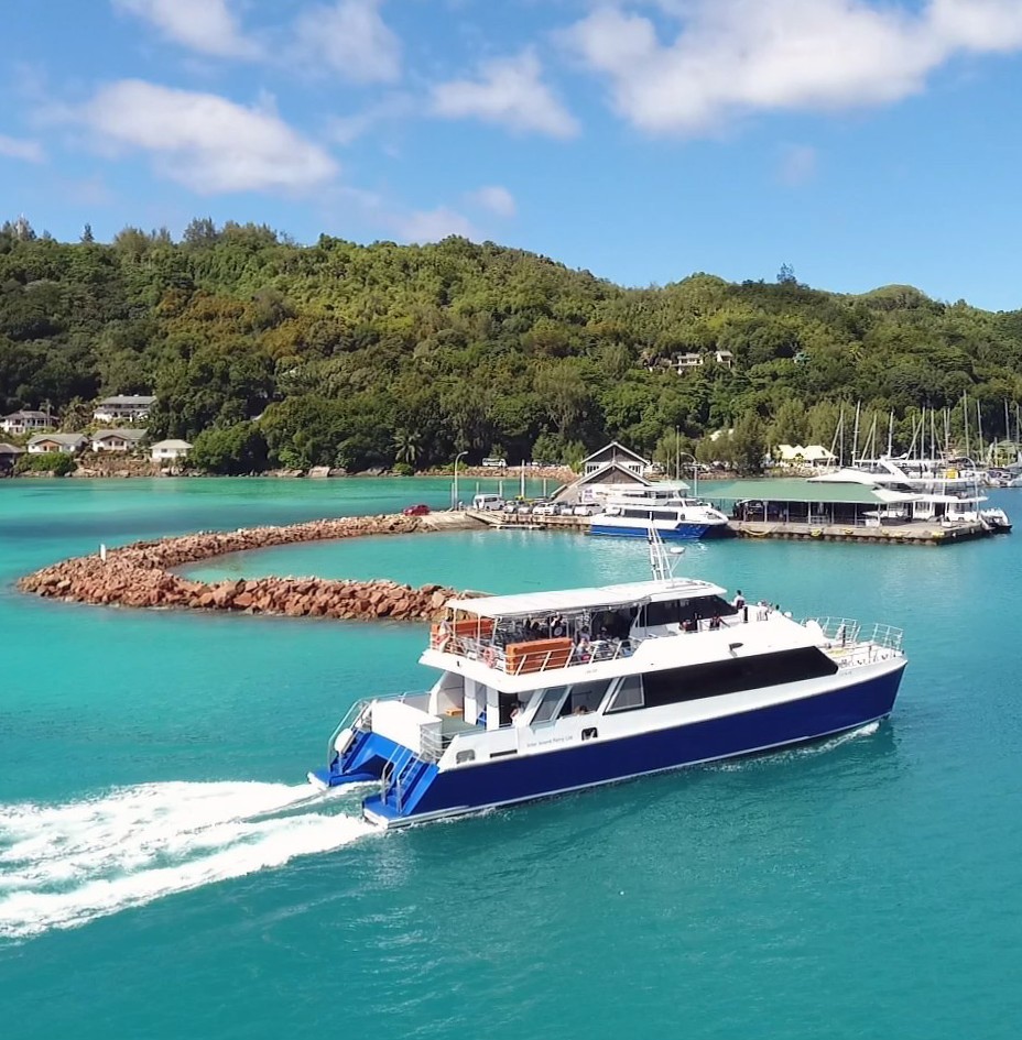 Inter Island Ferry Praslin-La Digue