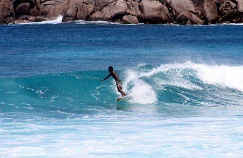 Surfing Seychelles lessons